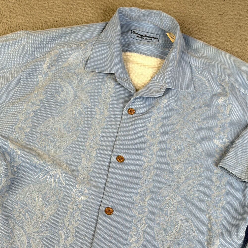 TOMMY BAHAMA Shirt Men L Blue 100% Silk Floral Button Hawaiian Camp Aloha Resort